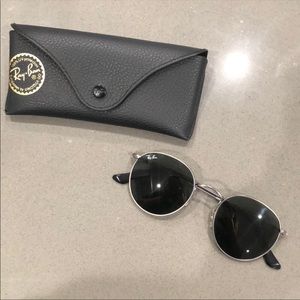 Ray-Ban Round Metal Sunglasses